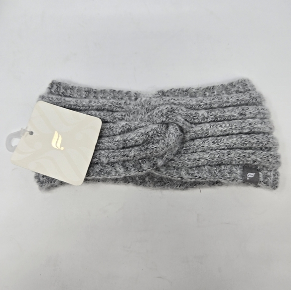 FABLETICS CHUNKY KNIT BEANIE WITH POM HAZE GREY & NWT CHUNKY HEADBAND WOMEN OS - Picture 10 of 16